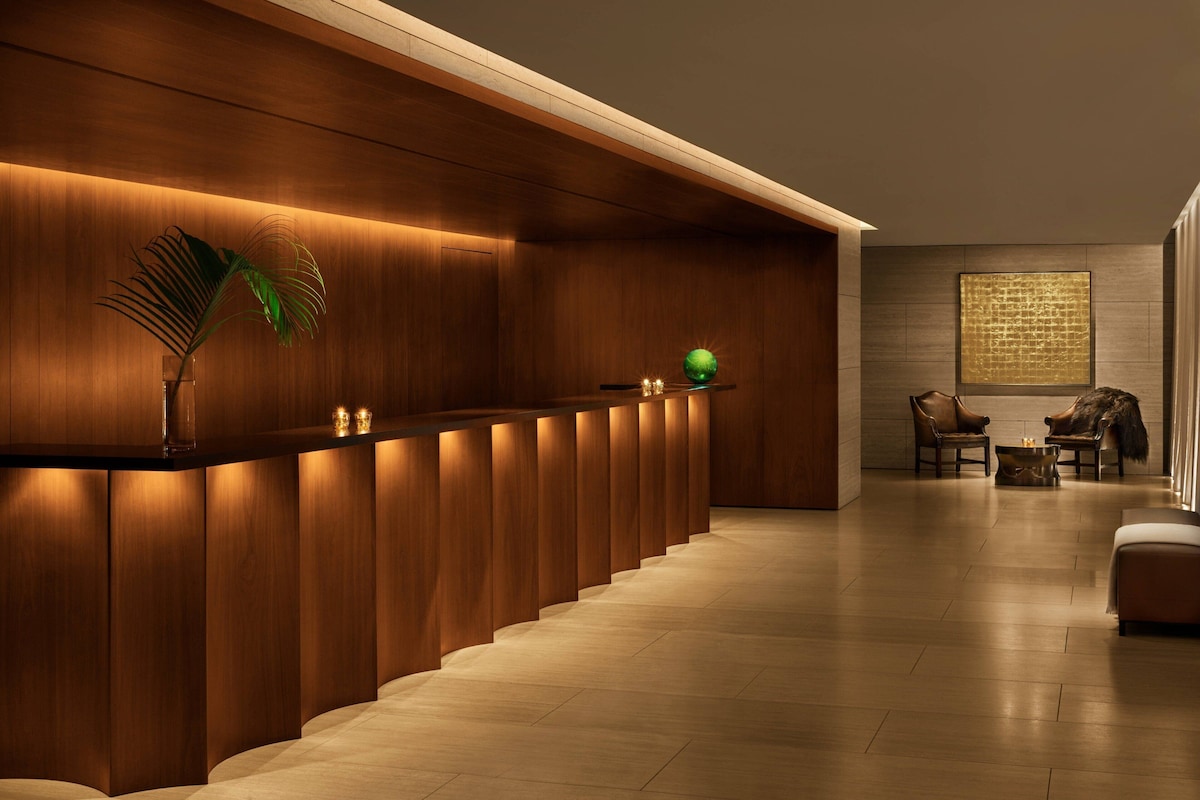 Standard Room - The West Hollywood EDITION image 5