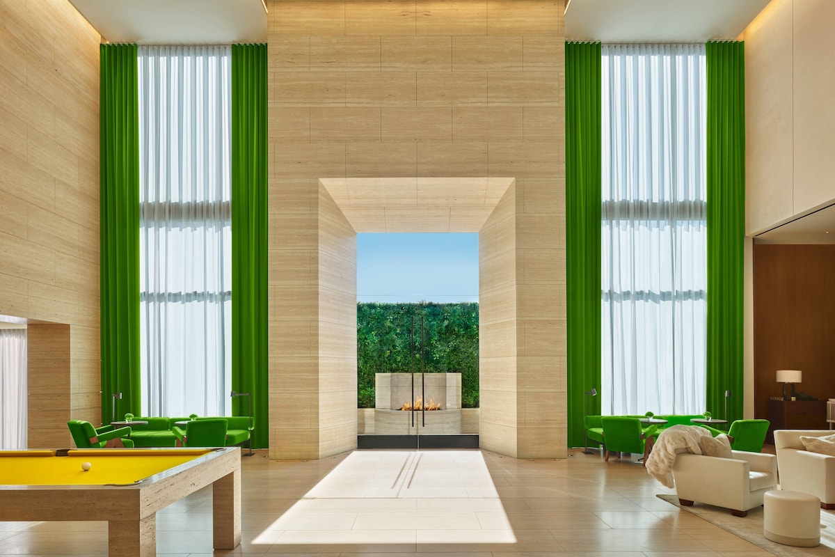 Standard Room - The West Hollywood EDITION image 6
