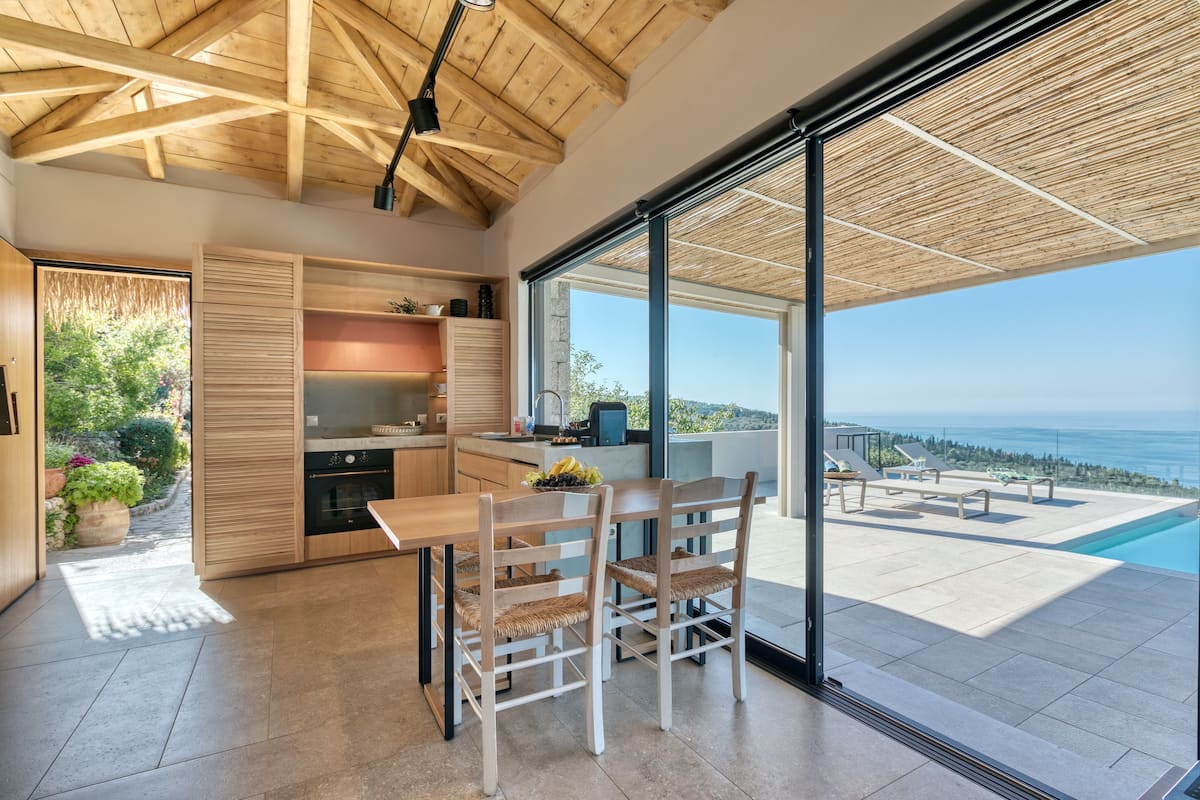 Residence with Private Heated Pool, Art Blue Villa image 8