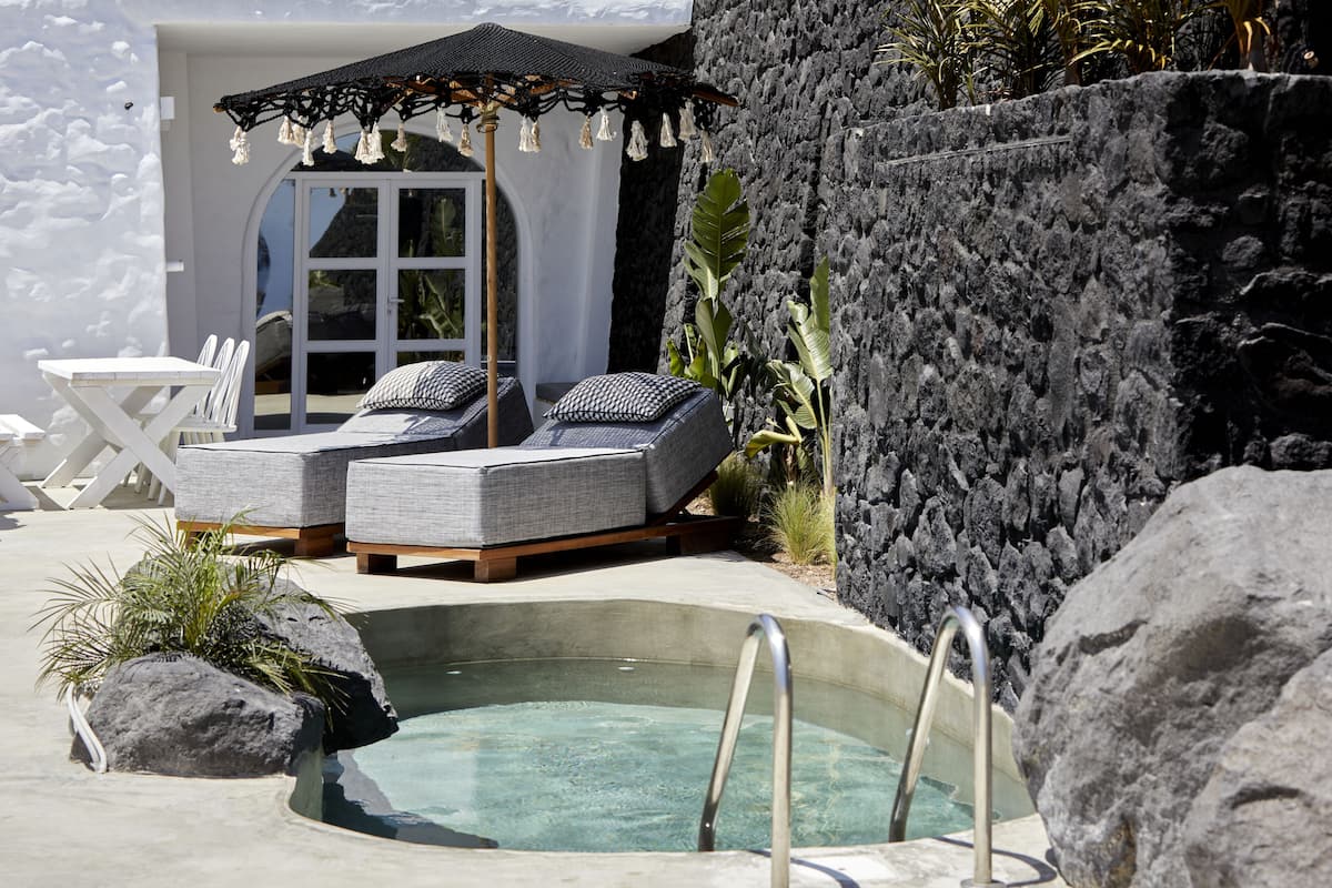Grand Suite, 2 Bed, Theano Cave Suites & Villas
 image 1