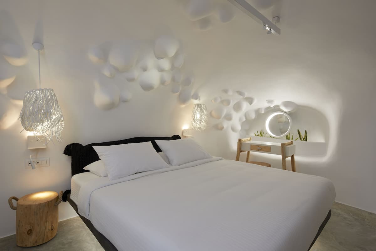 Grand Suite, 2 Bed, Theano Cave Suites & Villas
 image 3