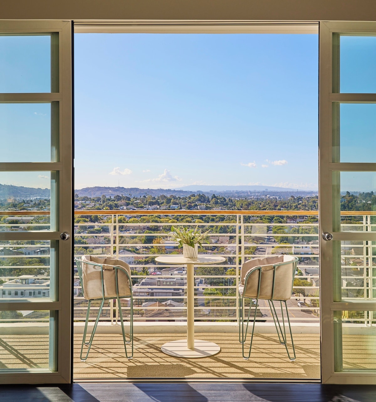 Cameo Beverly Hills image 10