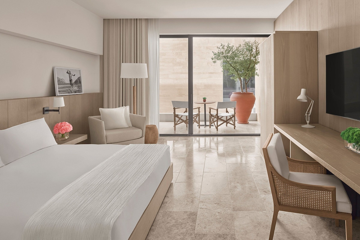 The Bodrum EDITION (Deluxe King Room) image 4