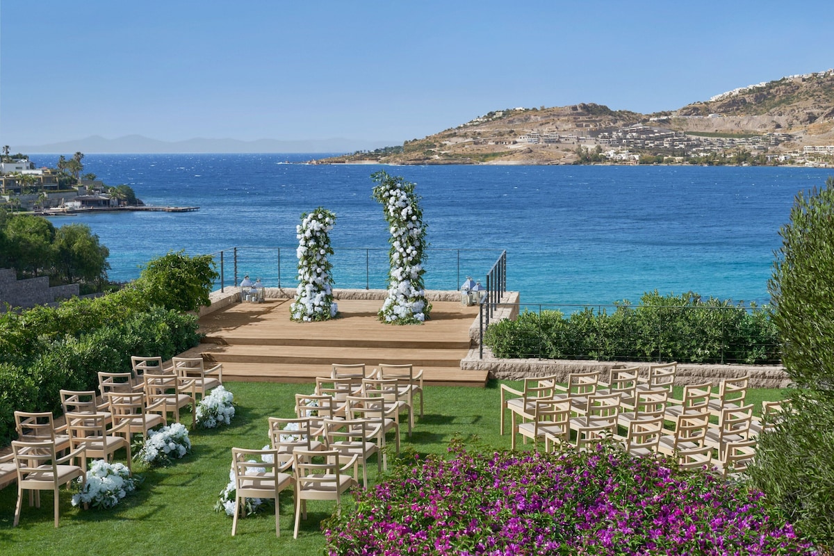 The Bodrum EDITION (Deluxe King Room) image 8
