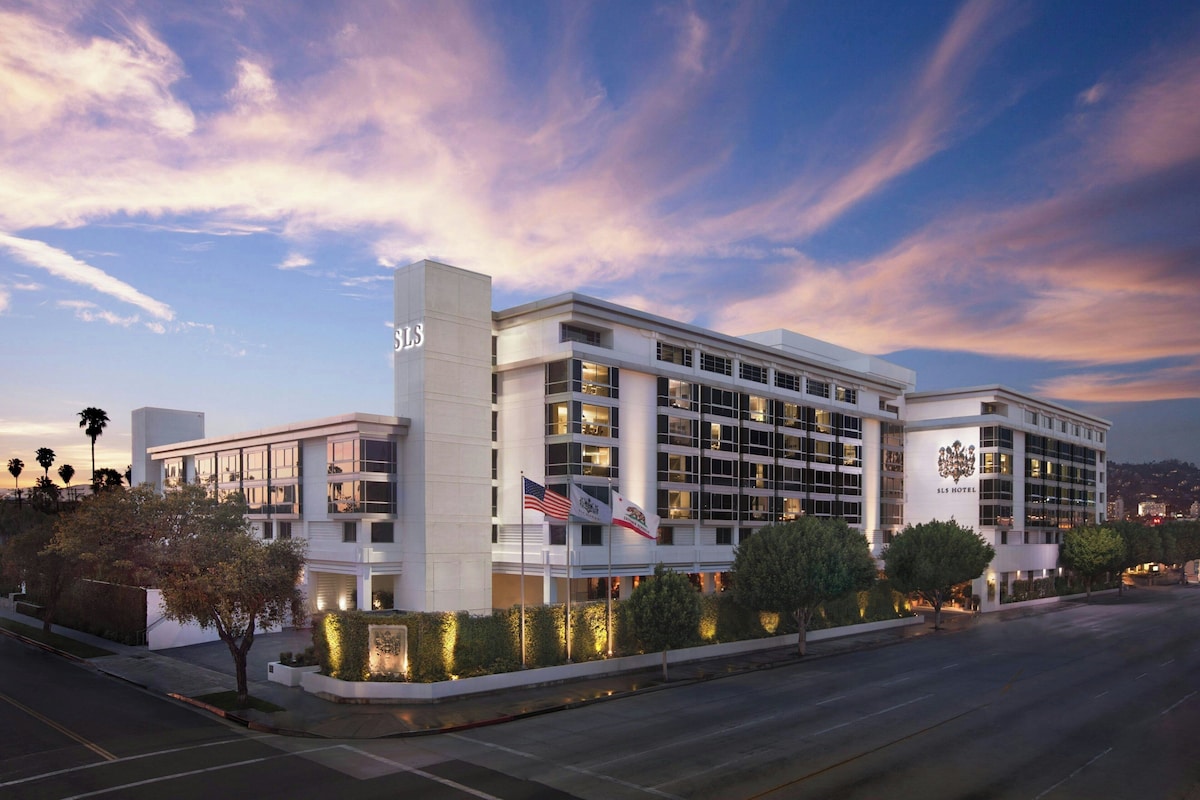 Presidential Suite SLS Hotel image 9