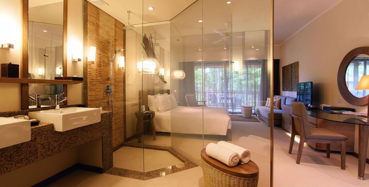 Constance Ephelia (Tropical Garden View Room) image 3