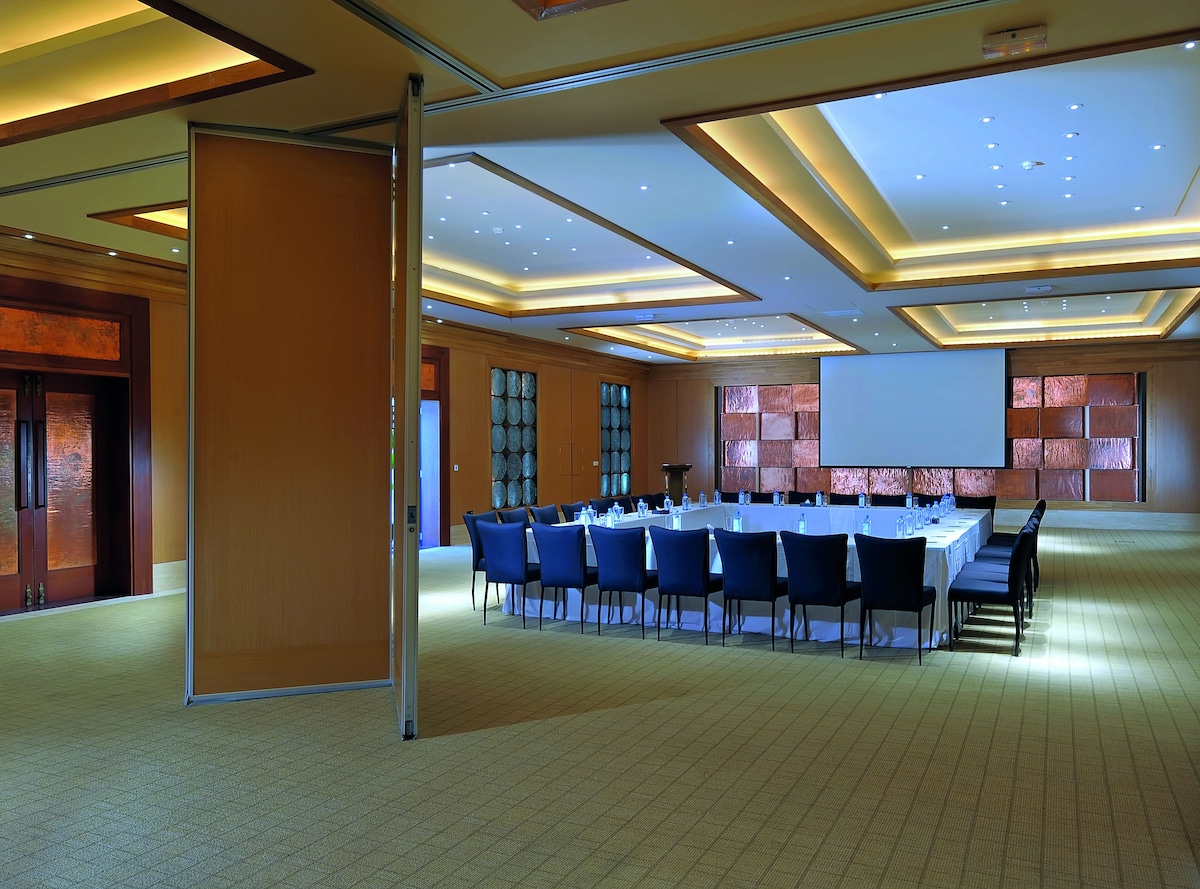 Constance Ephelia (Tropical Garden View Room) image 5