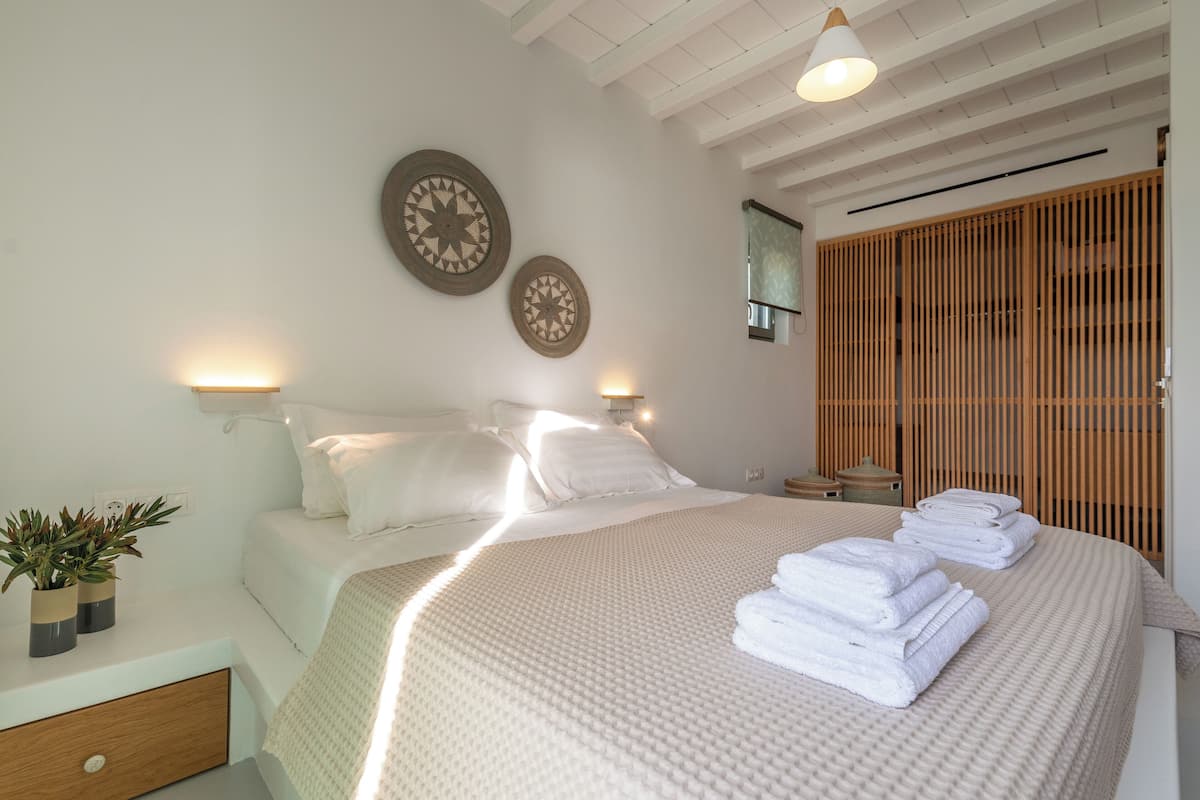 Villa Astrea with Sea View - Phos Villas Tinos image 7
