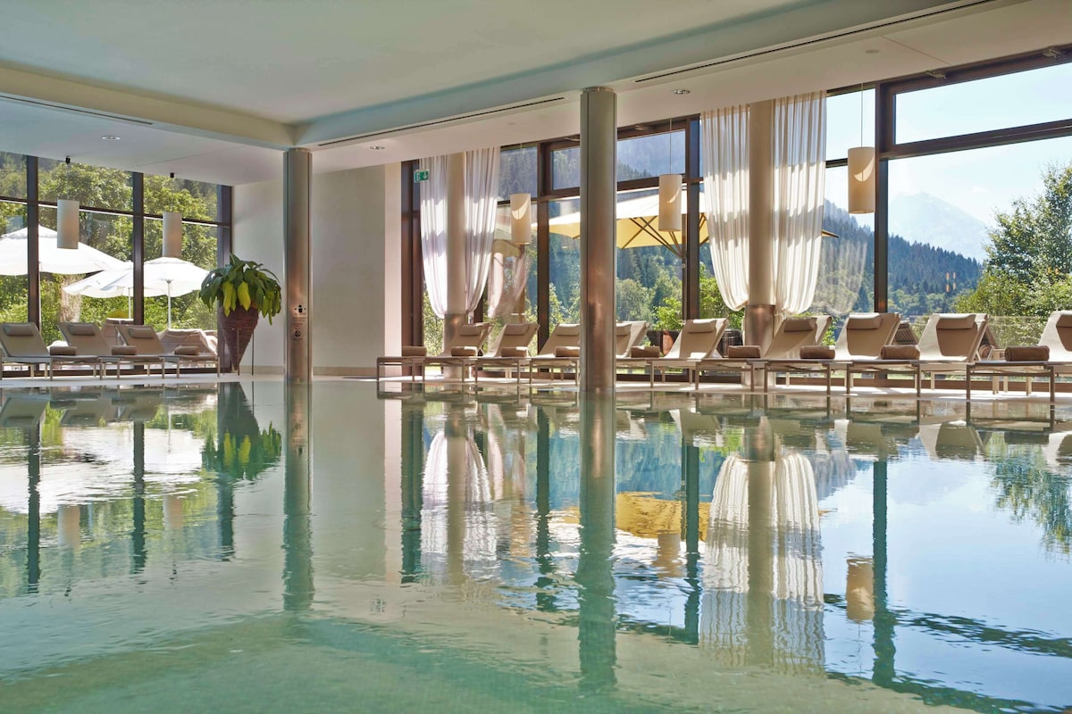 Kempinski Hotel Berchtesgaden (Panorama Suite) image 5