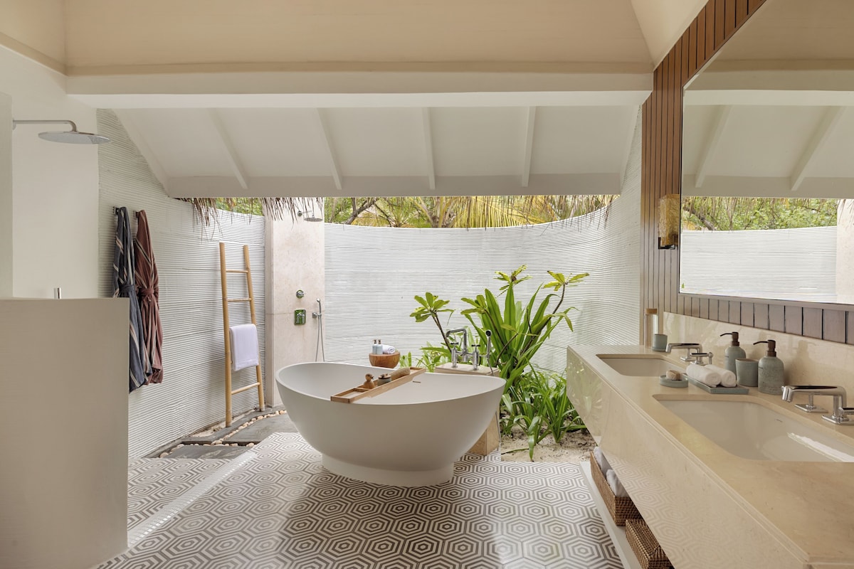 Six Senses Kanuhura (Beach Villa) image 7