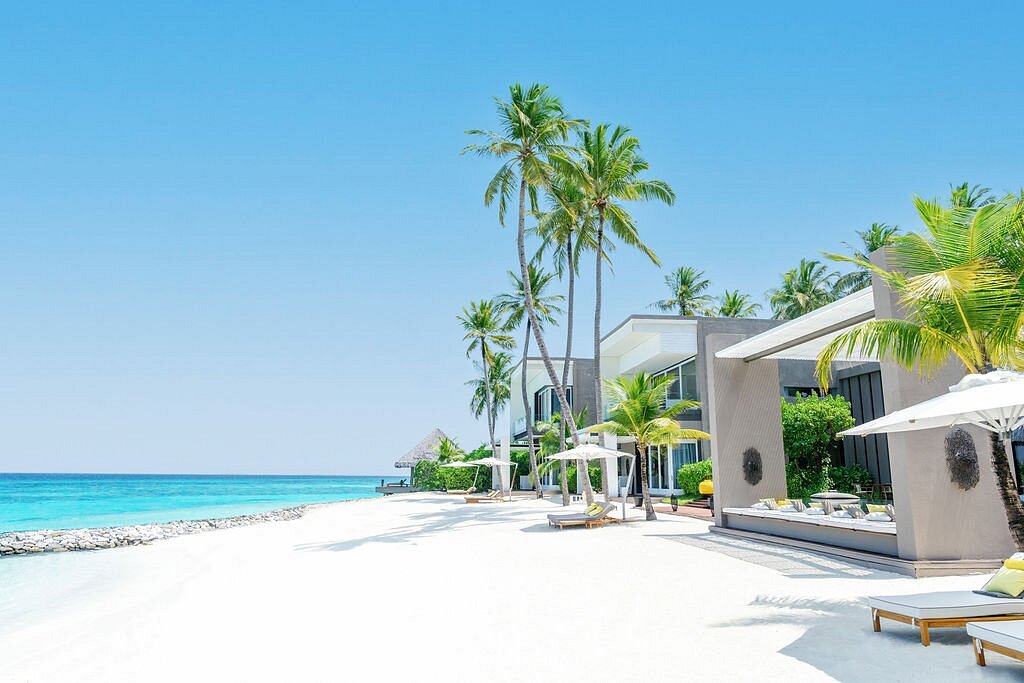 Cheval Blanc Randheli (Lagoon Villa) image 1