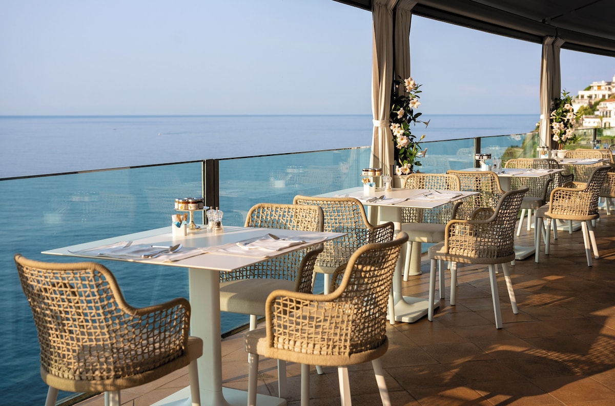 Hotel Miramalfi (Suite with Sea View) image 7