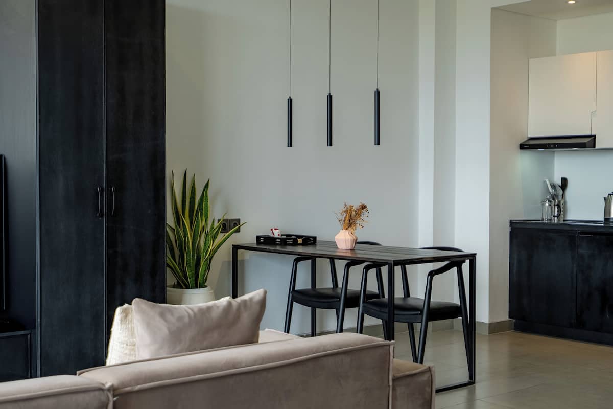 Classic Suite balcony Sunny Apart 1 by Betterplace image 3
