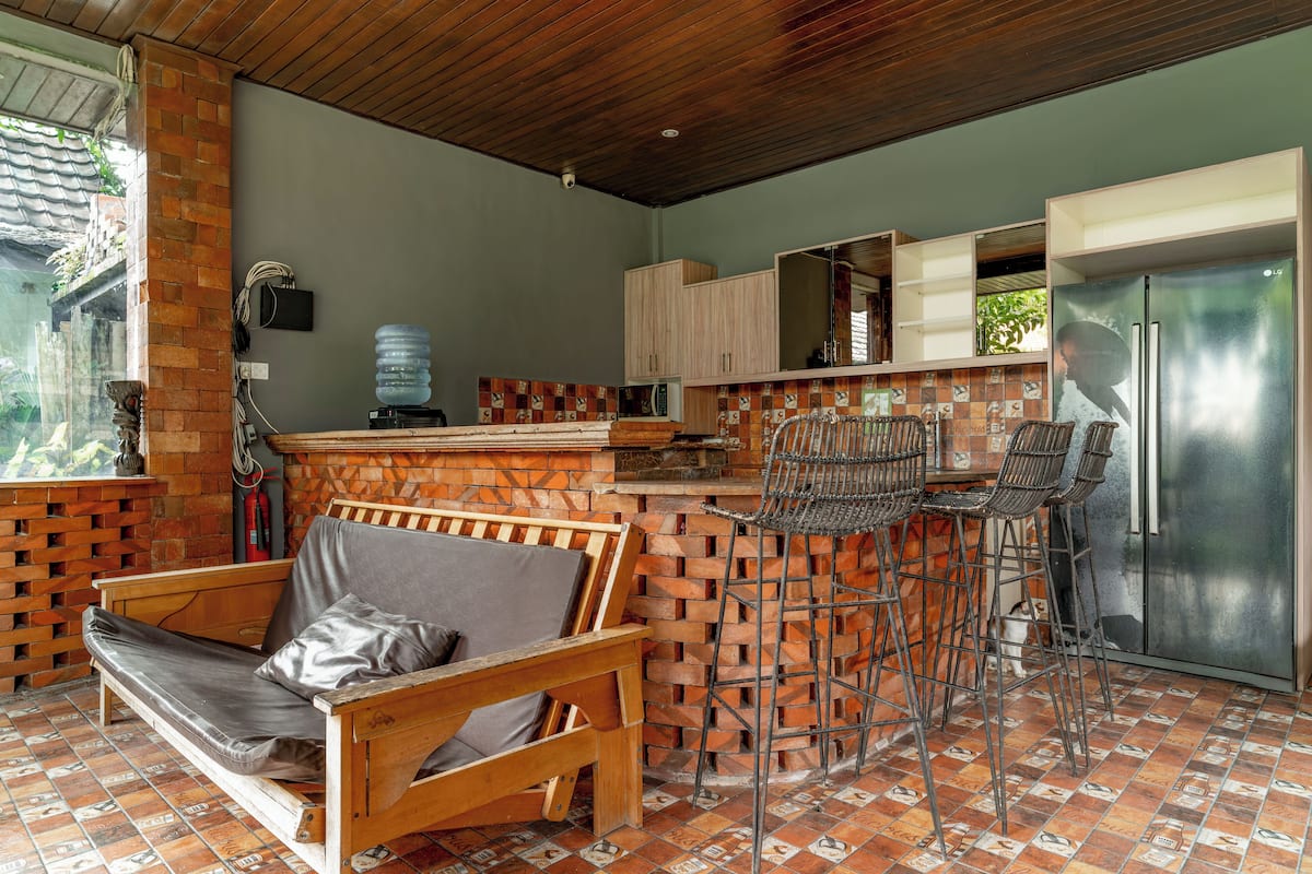 Deluxe Double Room, Pool View, Vande Guest House
 image 4
