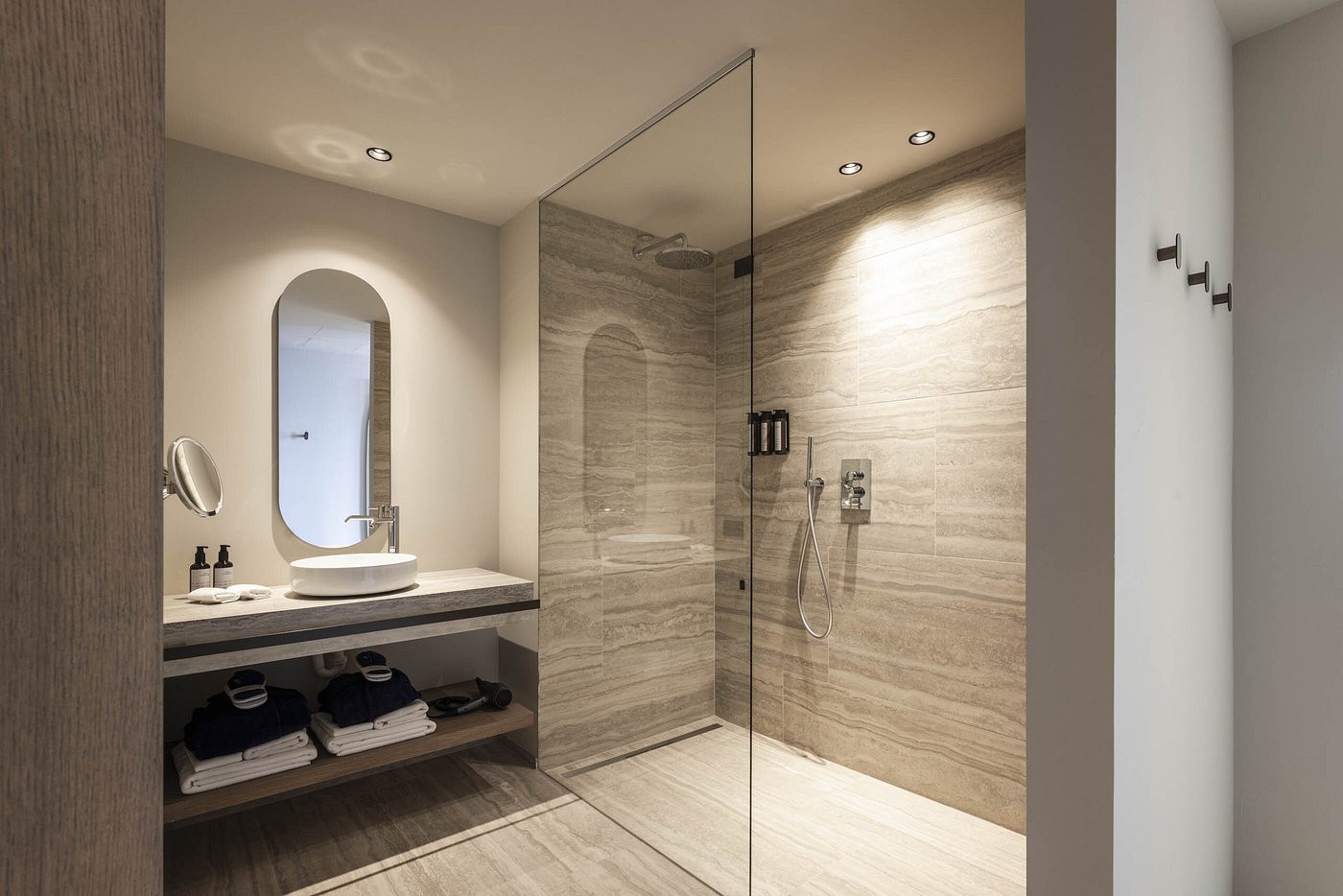 Stroblhof Lake Garda (Double Room) image 7