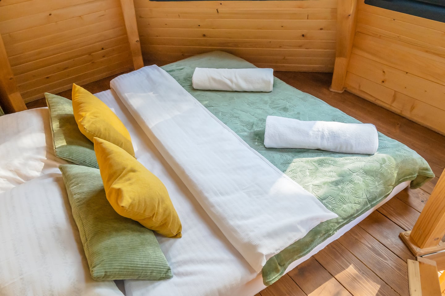 Diamond Cabin Orava image 2
