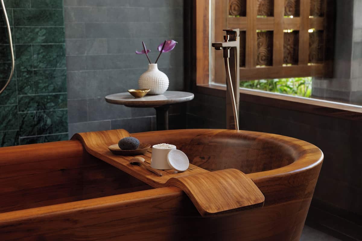 Studio Suite, 1 King Bed, Regent Bali Canggu image 1
