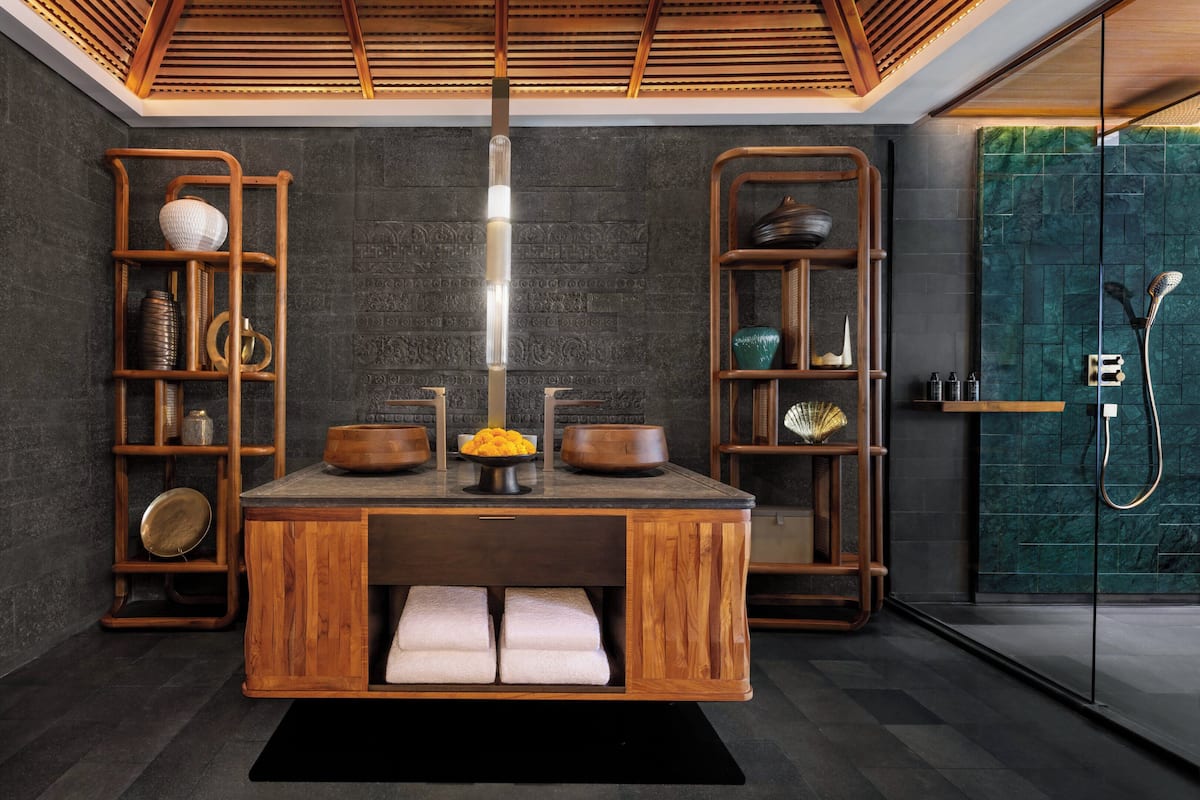 Studio Suite, 1 King Bed, Regent Bali Canggu image 4