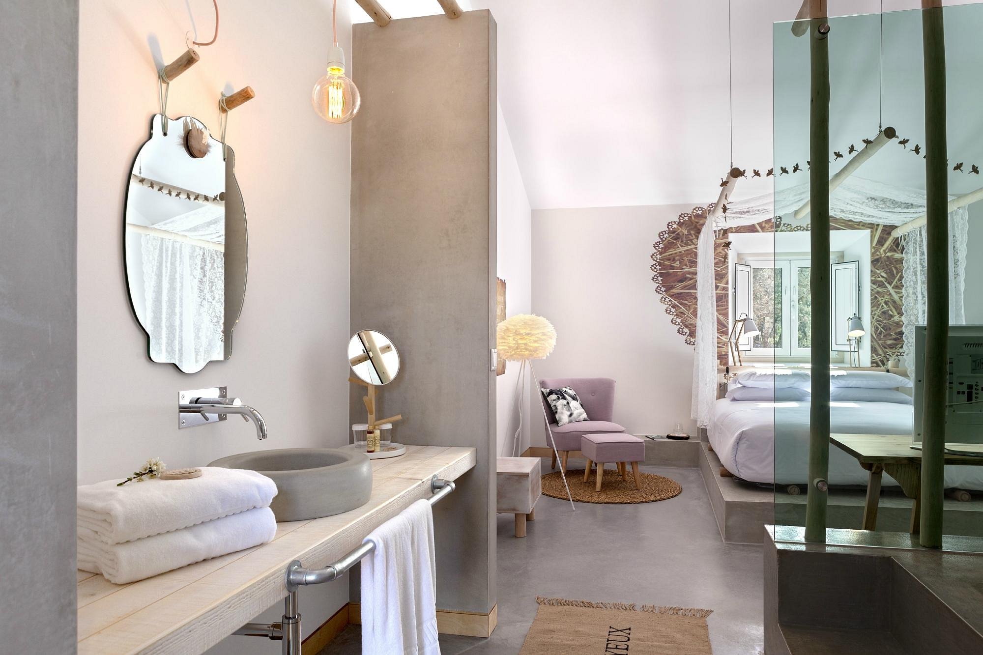 Luz Charming Houses (Classic Room) image 7