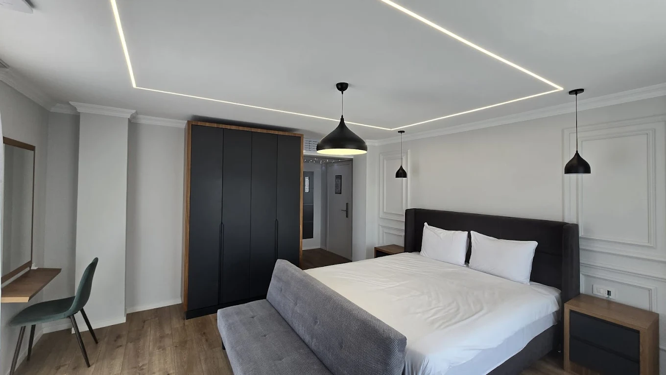 Hotel Luciano (Deluxe Room) image 3