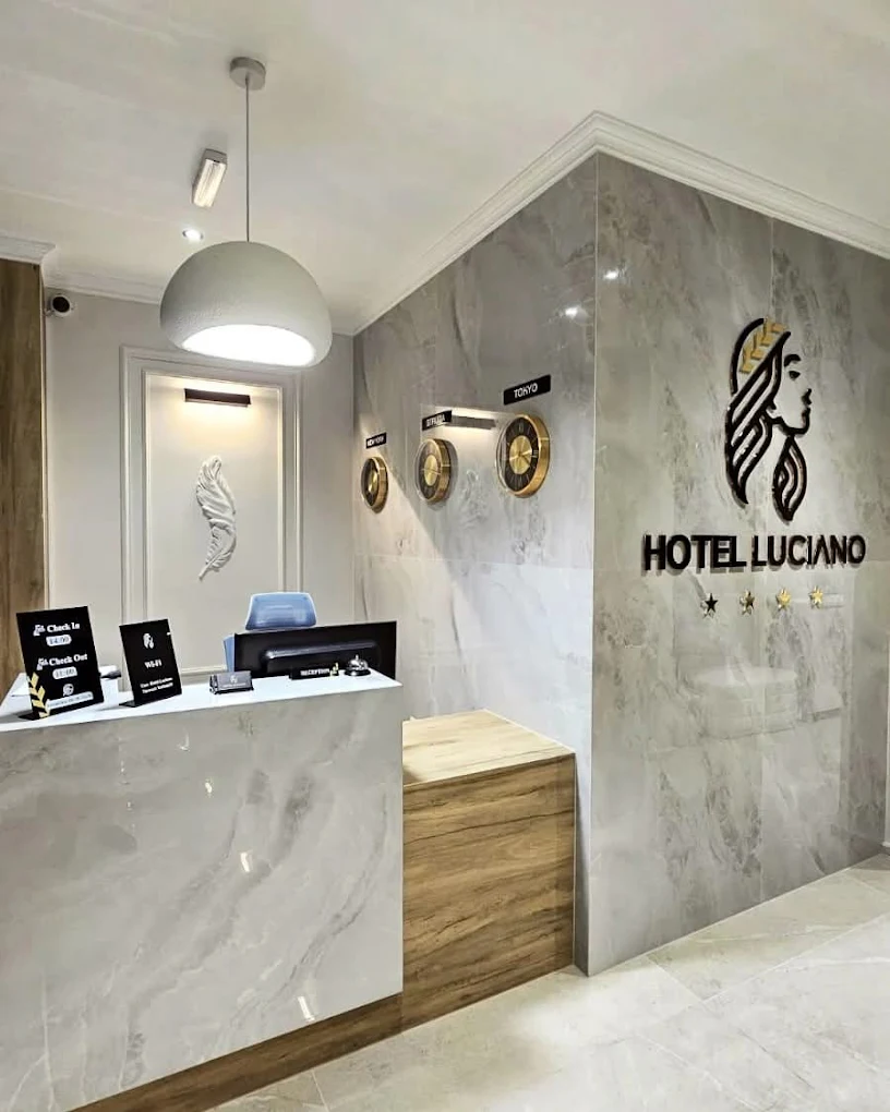 Hotel Luciano (Deluxe Room) image 9