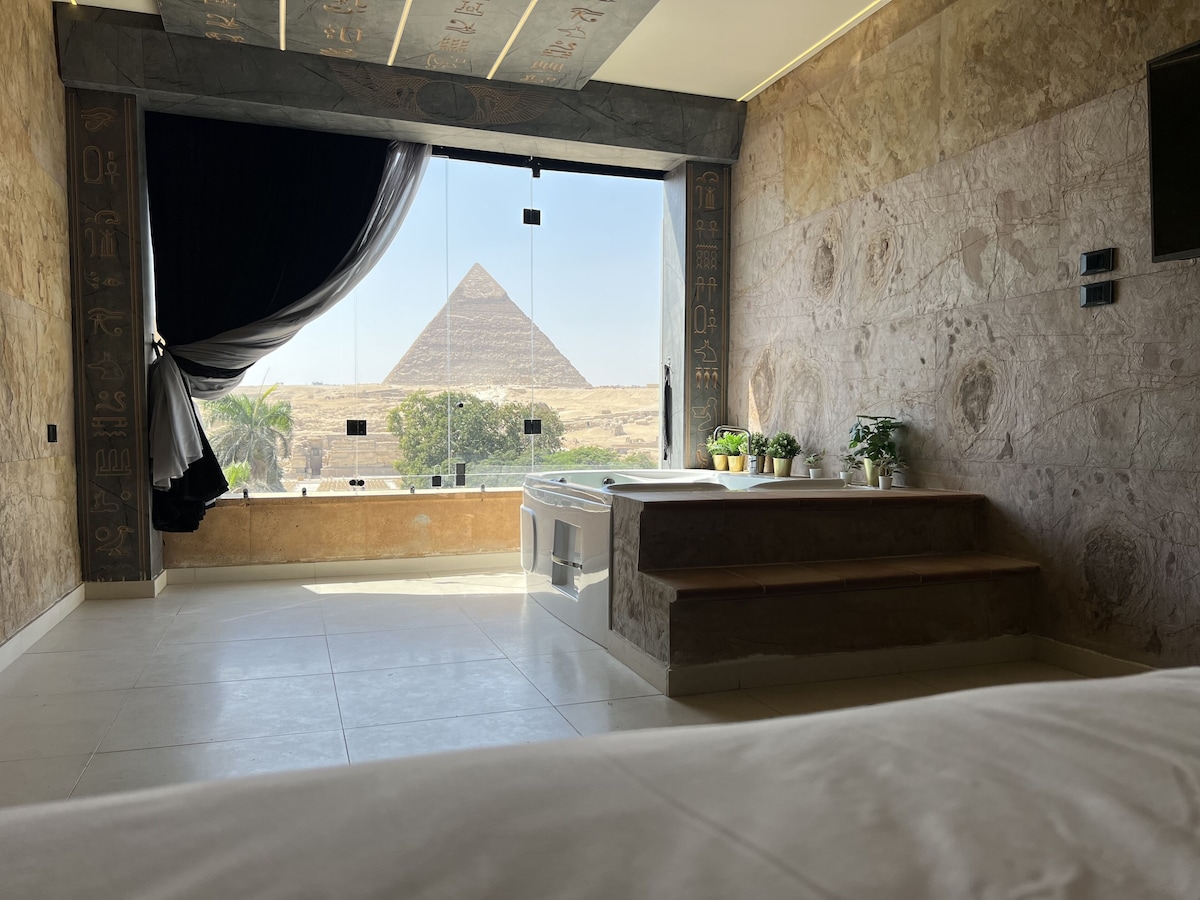 Great Pyramid Inn
 image 2