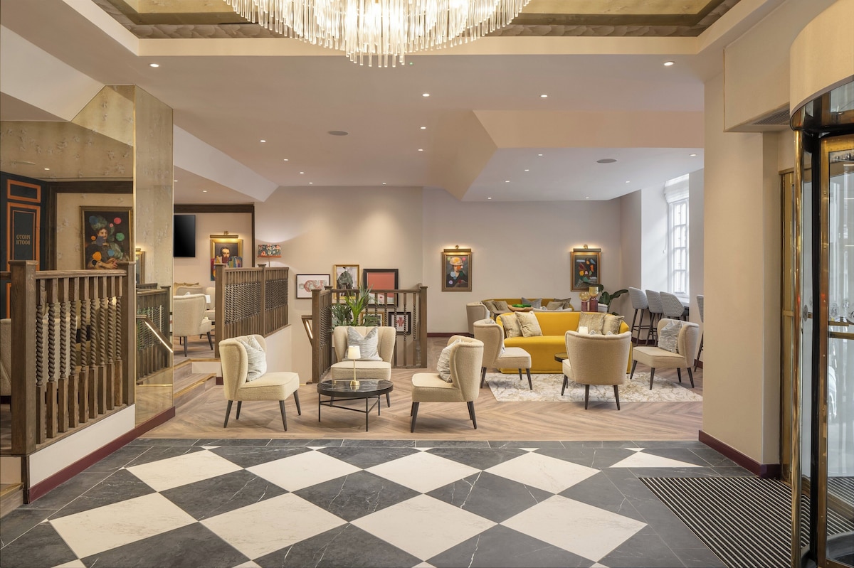 The Welbeck Hotel (Standard Room)
 image 3