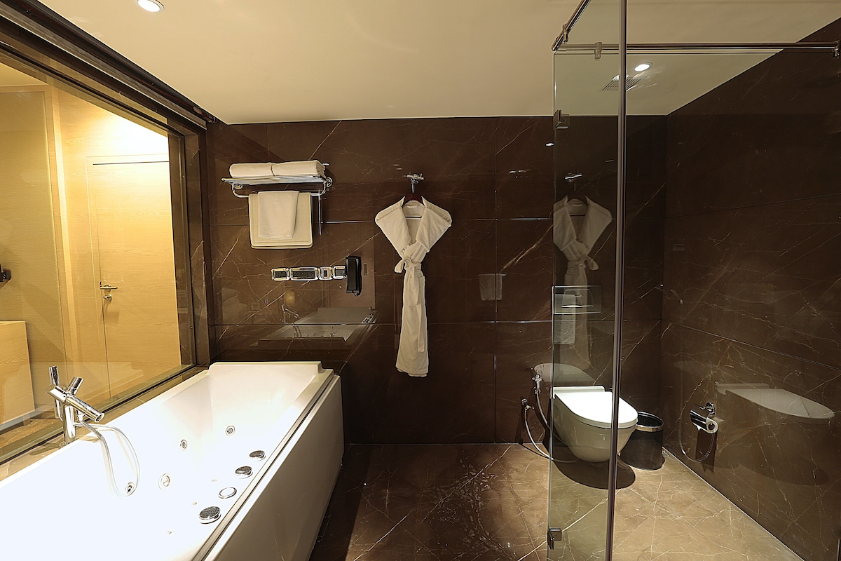 Sahara Star (Venus Premier Room) image 7