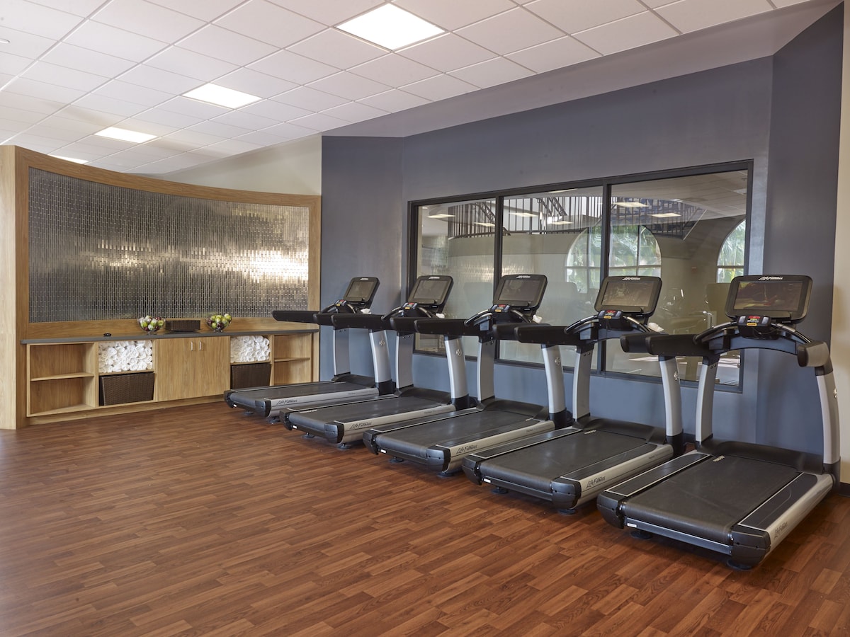 King Room DoubleTree by Hilton Orlando Theme Park  image 1