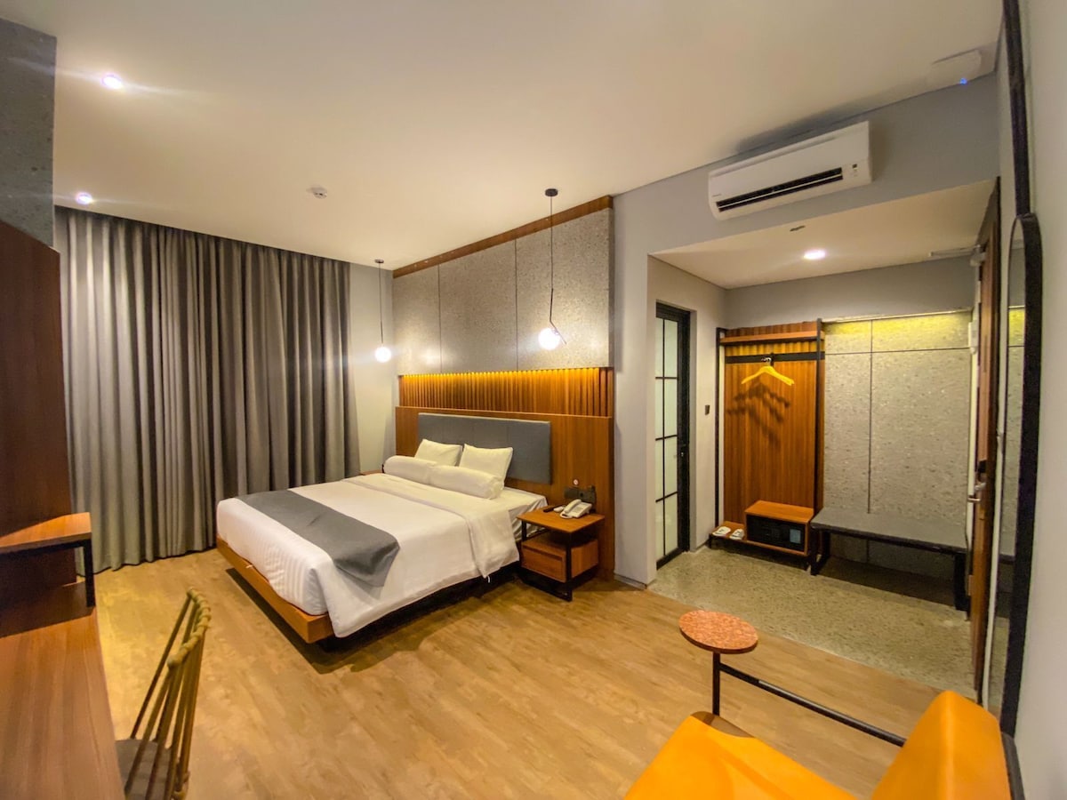 Nata Azana Hotel Solo (Executive King Room) image 4