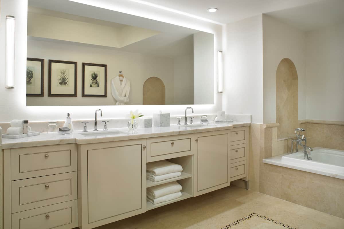 Acqualina Resort & Residences, Deluxe Suite, 1 Bed image 1