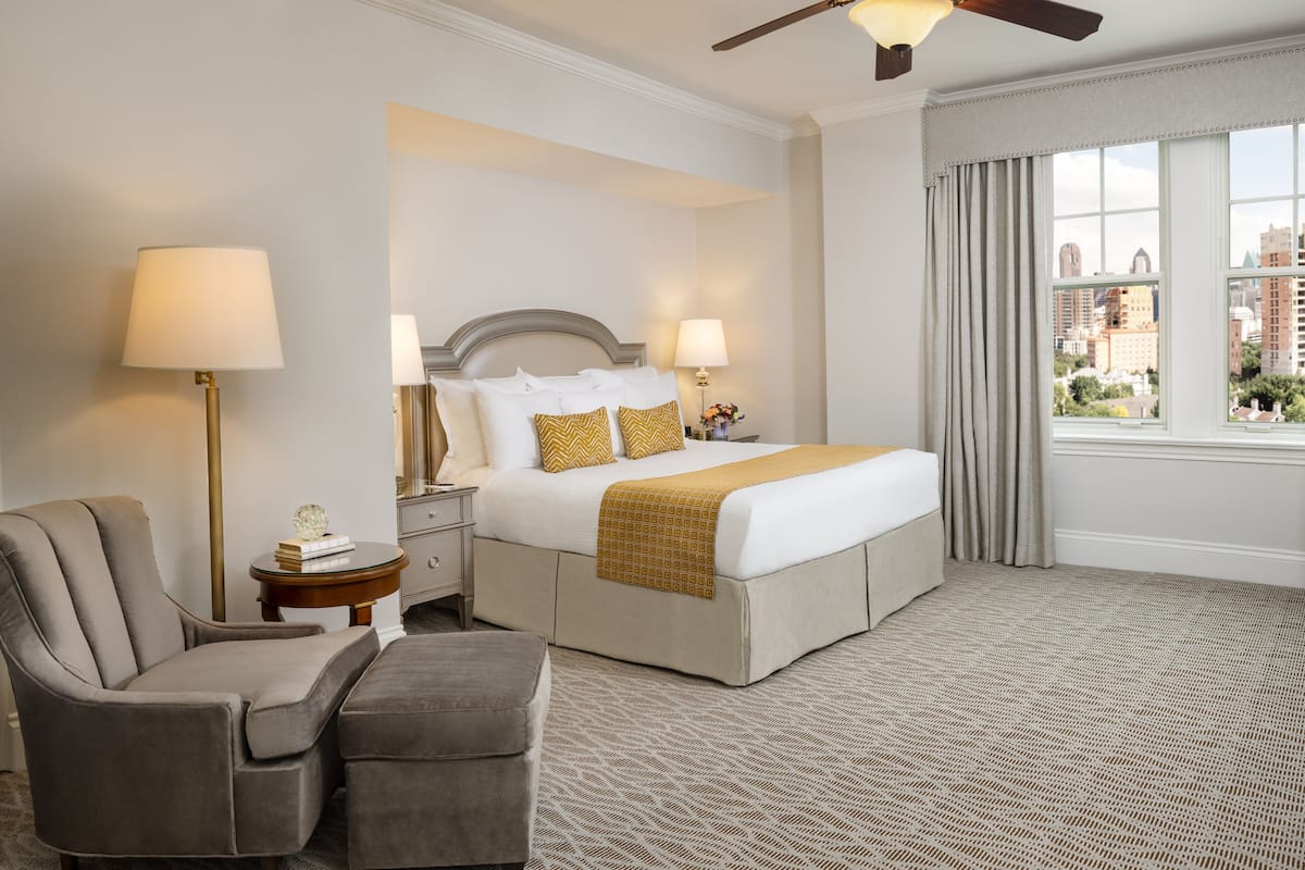 Warwick Melrose Dallas, 1 King Bed
 image 8