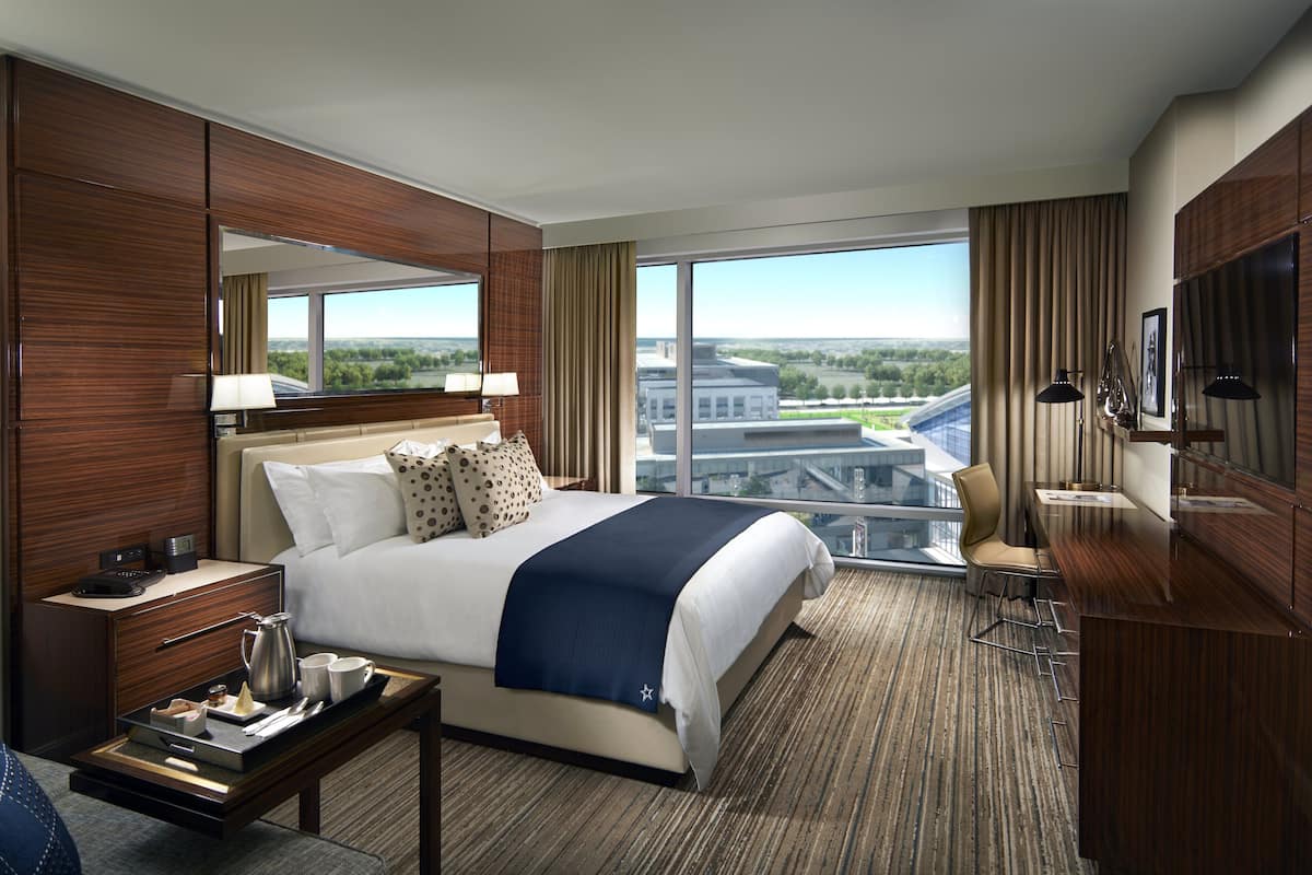Omni Frisco Hotel at The Star, 1 King Bed
 image 10