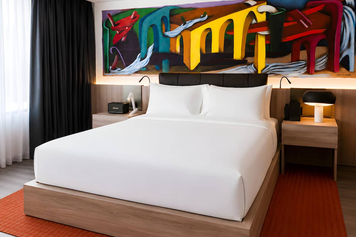 Mondrian Mexico City Condesa, 1 King Bed image 9